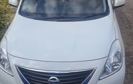 Nissan Latio I, 2013 год, 580 000 рублей, 1 фотография