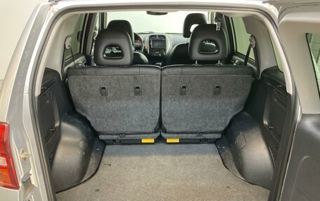 Toyota RAV4, 2003 год, 850 000 рублей, 21 фотография