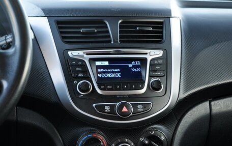 Hyundai Solaris II рестайлинг, 2014 год, 1 090 000 рублей, 18 фотография