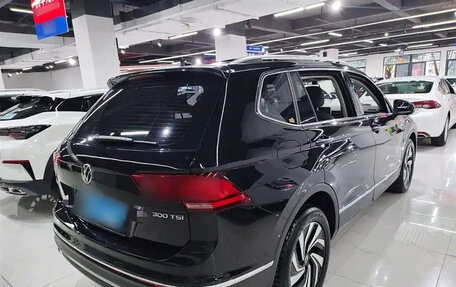 Volkswagen Tiguan II, 2024 год, 2 890 035 рублей, 6 фотография