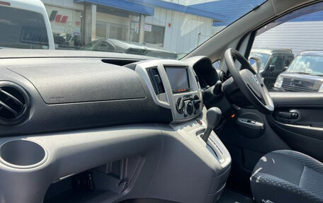Nissan NV200, 2018 год, 1 680 000 рублей, 8 фотография