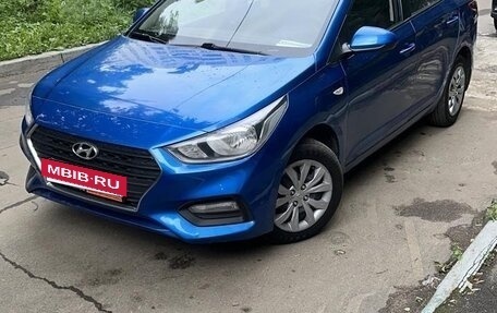Hyundai Solaris II рестайлинг, 2018 год, 830 000 рублей, 5 фотография