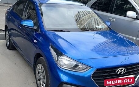 Hyundai Solaris II рестайлинг, 2018 год, 830 000 рублей, 9 фотография