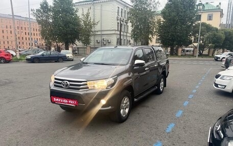Toyota Hilux VIII, 2019 год, 3 100 000 рублей, 4 фотография