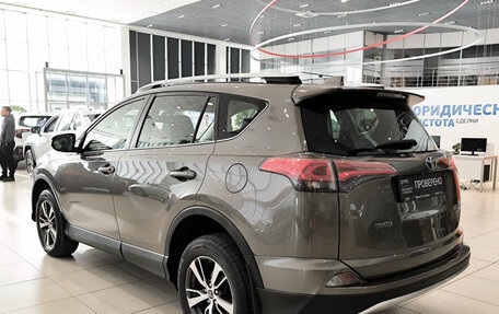 Toyota RAV4, 2016 год, 2 299 000 рублей, 7 фотография