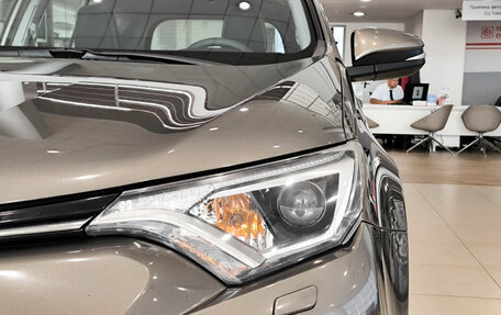 Toyota RAV4, 2016 год, 2 299 000 рублей, 17 фотография