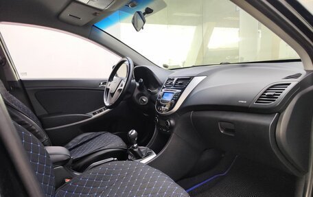 Hyundai Solaris II рестайлинг, 2013 год, 649 000 рублей, 13 фотография