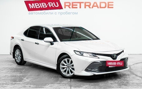 Toyota Camry, 2020 год, 3 050 000 рублей, 4 фотография