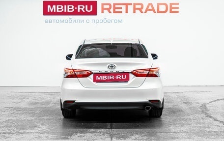 Toyota Camry, 2020 год, 3 050 000 рублей, 7 фотография