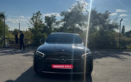 Mercedes-Benz E-Класс, 2020 год, 4 500 000 рублей, 1 фотография