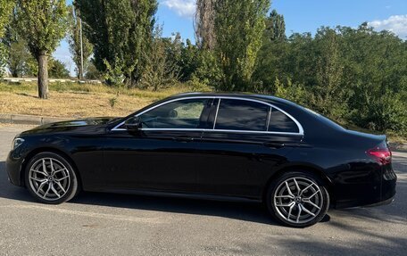 Mercedes-Benz E-Класс, 2020 год, 4 500 000 рублей, 3 фотография