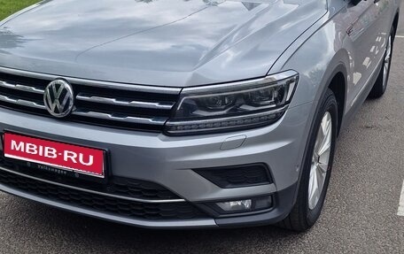 Volkswagen Tiguan II, 2020 год, 2 500 000 рублей, 1 фотография