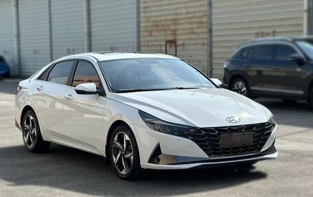 Hyundai Elantra, 2022 год, 1 630 001 рублей, 3 фотография