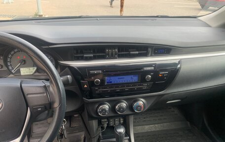 Toyota Corolla, 2013 год, 1 150 000 рублей, 13 фотография