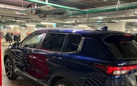 Mitsubishi Outlander, 2022 год, 4 200 000 рублей, 12 фотография