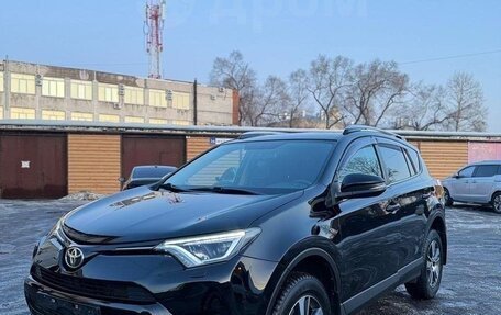 Toyota RAV4, 2019 год, 2 600 000 рублей, 10 фотография