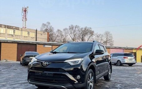 Toyota RAV4, 2019 год, 2 600 000 рублей, 9 фотография