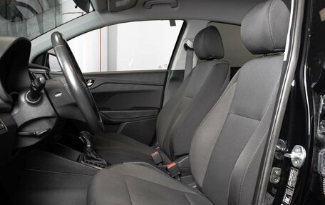 Hyundai Solaris II рестайлинг, 2017 год, 1 385 600 рублей, 13 фотография