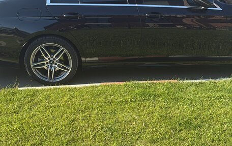 Mercedes-Benz E-Класс, 2019 год, 3 900 000 рублей, 6 фотография