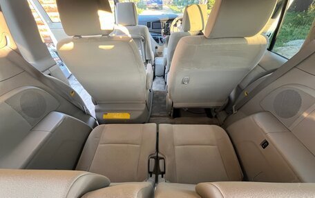 Toyota ISis I, 2014 год, 1 700 000 рублей, 34 фотография