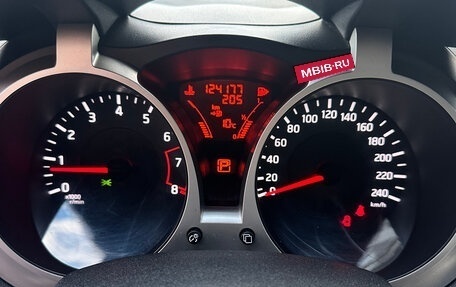 Nissan Juke II, 2012 год, 900 000 рублей, 11 фотография
