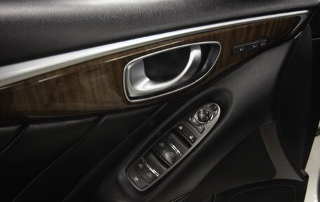 Infiniti Q50 I рестайлинг, 2014 год, 1 499 000 рублей, 11 фотография