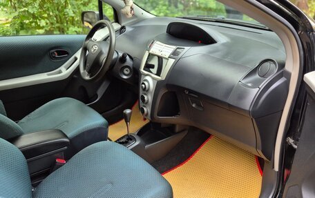 Toyota Yaris III рестайлинг, 2008 год, 550 000 рублей, 7 фотография