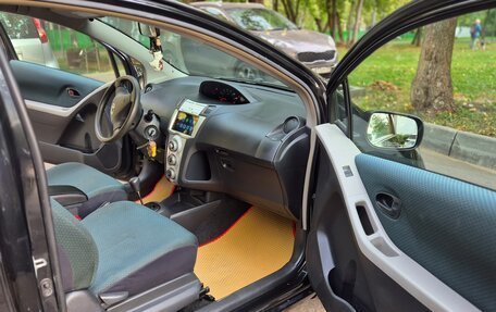Toyota Yaris III рестайлинг, 2008 год, 550 000 рублей, 9 фотография
