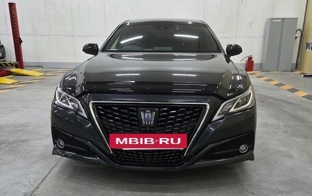 Toyota Crown, 2019 год, 3 300 000 рублей, 10 фотография