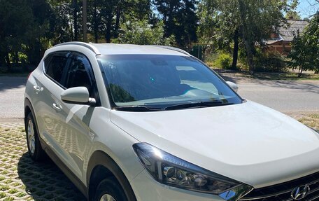 Hyundai Tucson III, 2020 год, 2 300 000 рублей, 2 фотография