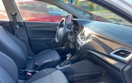 Hyundai Solaris II рестайлинг, 2020 год, 860 000 рублей, 15 фотография