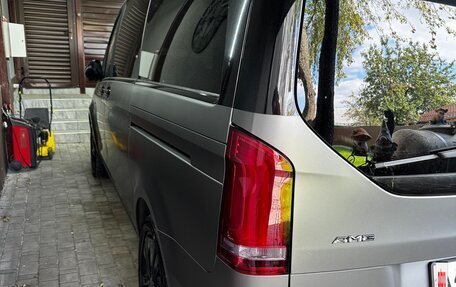Mercedes-Benz V-Класс, 2015 год, 4 300 000 рублей, 4 фотография