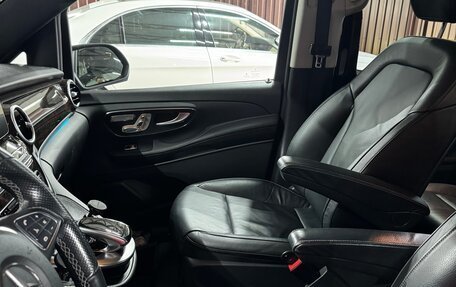 Mercedes-Benz V-Класс, 2015 год, 4 300 000 рублей, 8 фотография