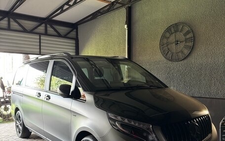 Mercedes-Benz V-Класс, 2015 год, 4 300 000 рублей, 3 фотография