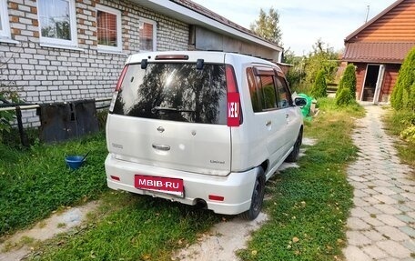 Nissan Cube II, 2000 год, 160 000 рублей, 2 фотография