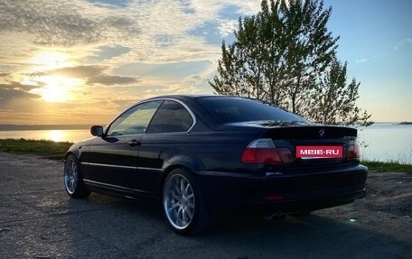 BMW 3 серия, 2004 год, 1 100 000 рублей, 3 фотография