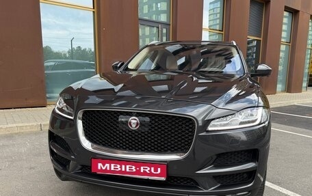 Jaguar F-Pace, 2017 год, 3 990 000 рублей, 3 фотография