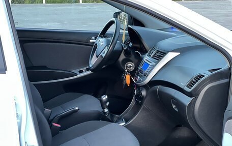 Hyundai Solaris II рестайлинг, 2012 год, 674 000 рублей, 16 фотография