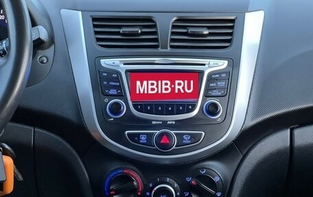 Hyundai Solaris II рестайлинг, 2012 год, 674 000 рублей, 20 фотография