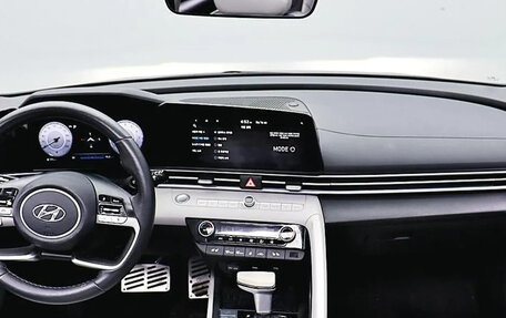 Hyundai Avante, 2022 год, 1 700 000 рублей, 5 фотография