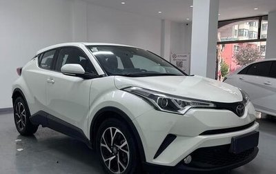 Toyota C-HR I рестайлинг, 2022 год, 2 140 000 рублей, 1 фотография