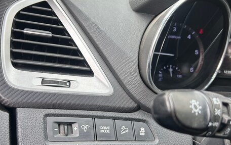 Hyundai Santa Fe III рестайлинг, 2017 год, 2 200 000 рублей, 1 фотография