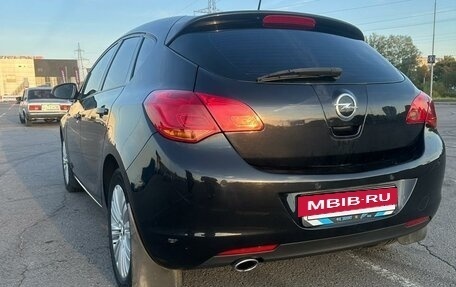 Opel Astra J, 2011 год, 780 000 рублей, 9 фотография