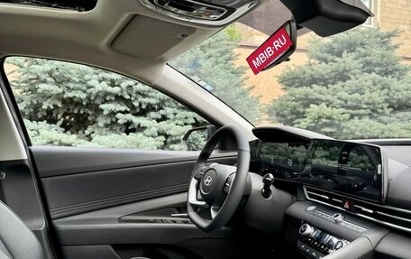 Hyundai Elantra, 2025 год, 2 060 000 рублей, 12 фотография