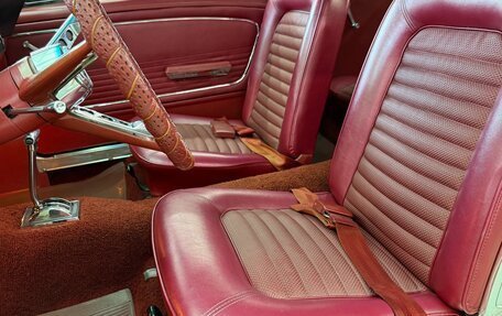 Ford Mustang VI рестайлинг, 1965 год, 8 250 000 рублей, 32 фотография