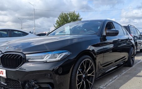 BMW 5 серия, 2020 год, 2 100 000 рублей, 2 фотография