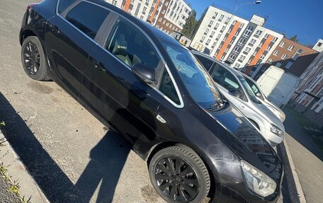 Opel Astra J, 2010 год, 610 000 рублей, 4 фотография