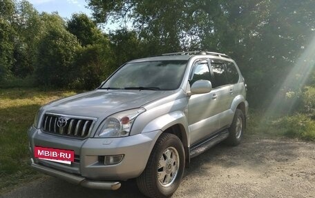Toyota Land Cruiser Prado 120 рестайлинг, 2003 год, 1 990 000 рублей, 3 фотография