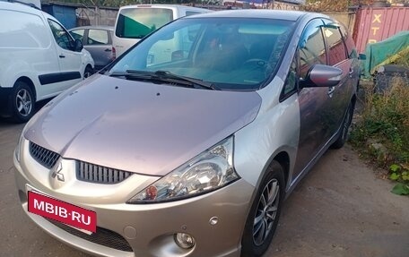 Mitsubishi Grandis, 2007 год, 680 000 рублей, 3 фотография