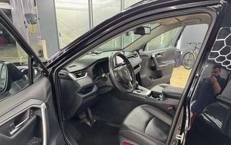 Toyota RAV4, 2019 год, 4 320 000 рублей, 7 фотография